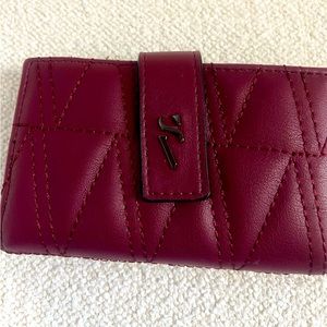 Vera Wang Wallet